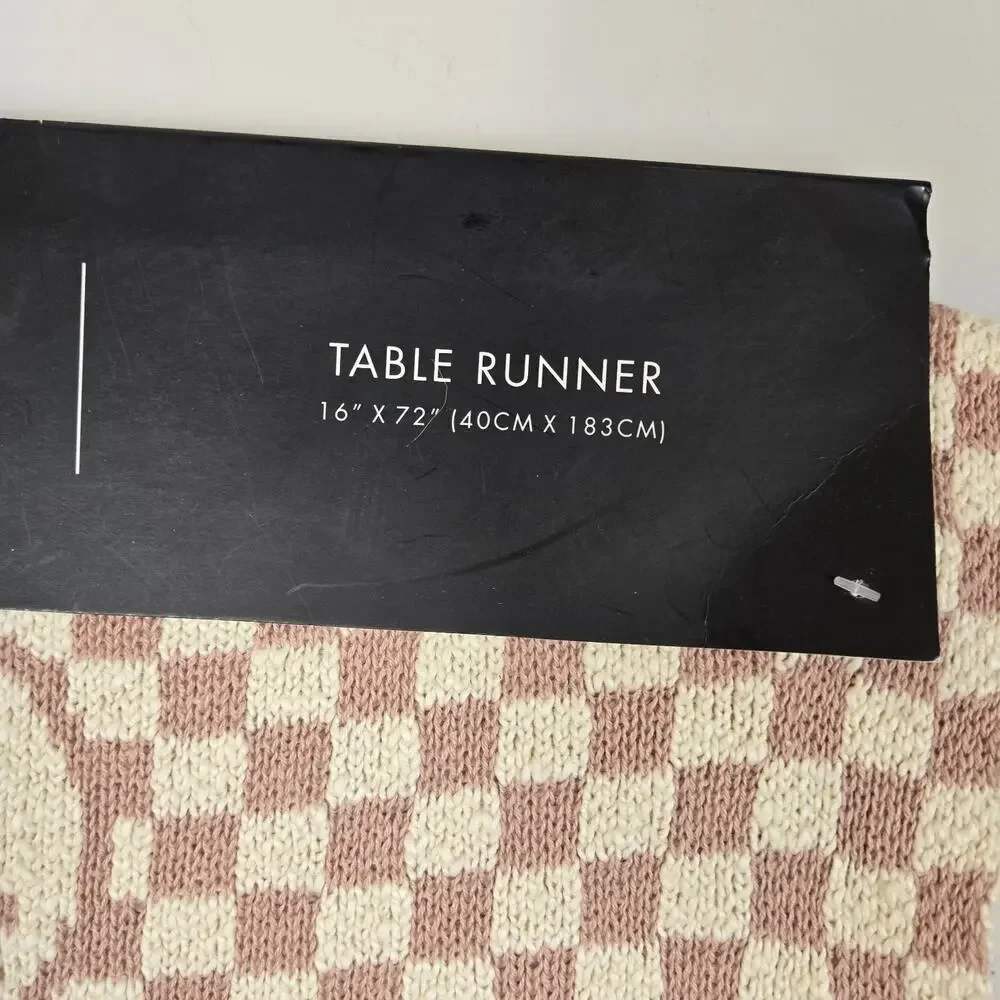 New Tahari 100% Knit Cotton Smiley Face Table Runner Pink Cream Checked 16x72